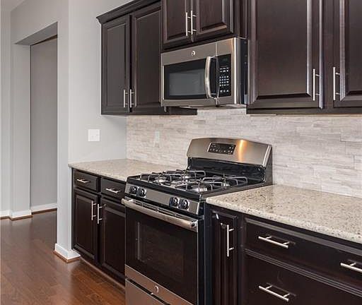 4th image of 4664 Vanner Ln #1L-II