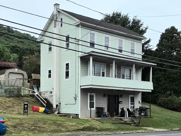 124 S Shamokin St, Shamokin, PA 17872