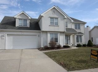 26825 S Westwood Dr, Channahon, IL 60410