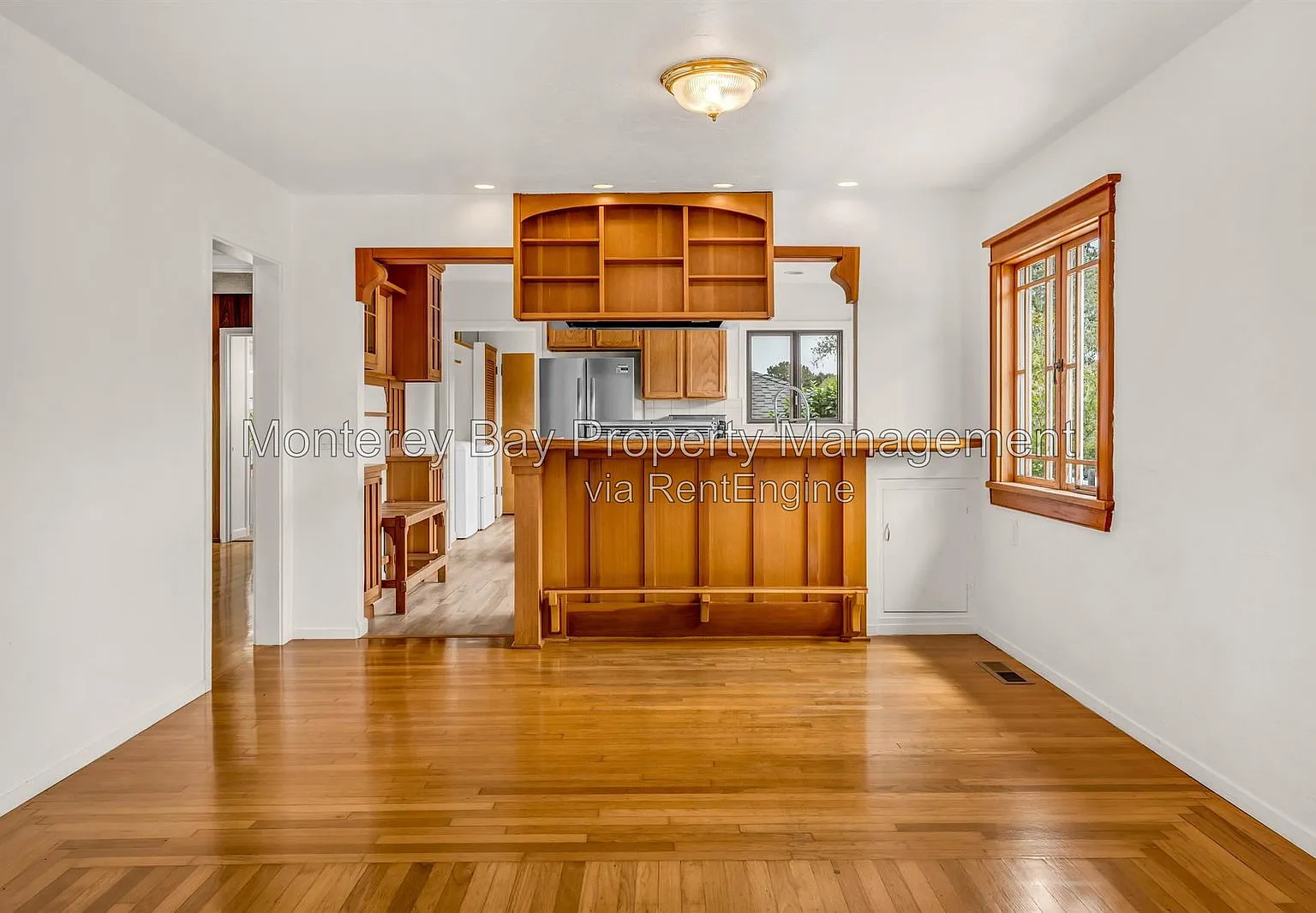3 bed, 2.0 bath, $4,400 — Photo 4