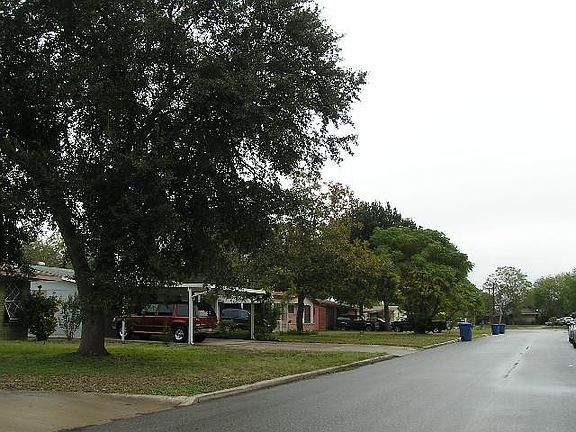 5th image of 4335 Algruth Dr