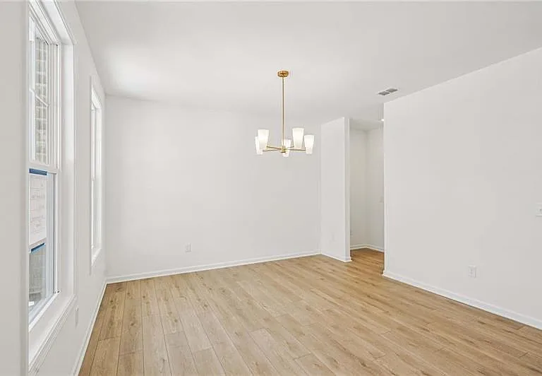 240 Silverleaf Trl — Photo 9