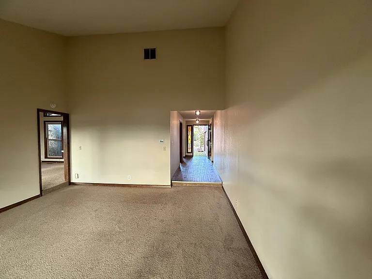 1150 NW Sunnywood Ct — Photo 12