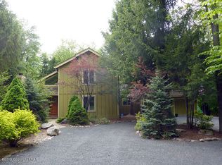 112 Little Fawn Cres, Pocono Pines, PA 18350