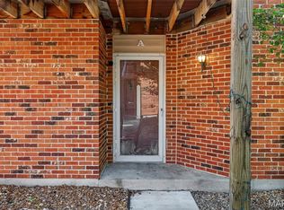 3701 Candlewyck Club Dr APT A, Florissant, MO 63034