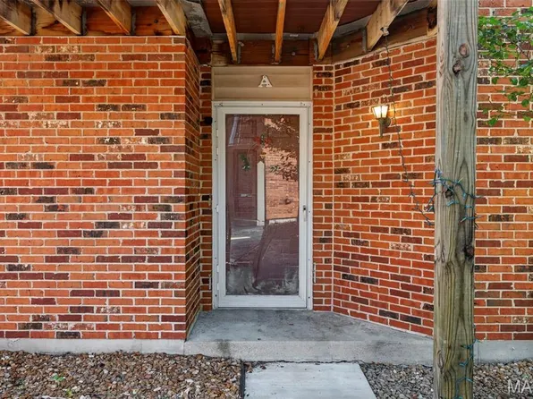 3701 Candlewyck Club Dr APT A, Florissant, MO 63034