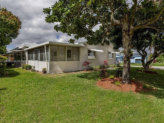 4th image of 4306 NW 47th Ct