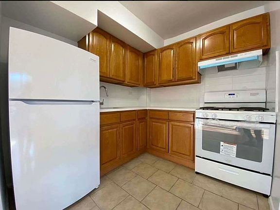 2nd image of 880 68th St #6BB