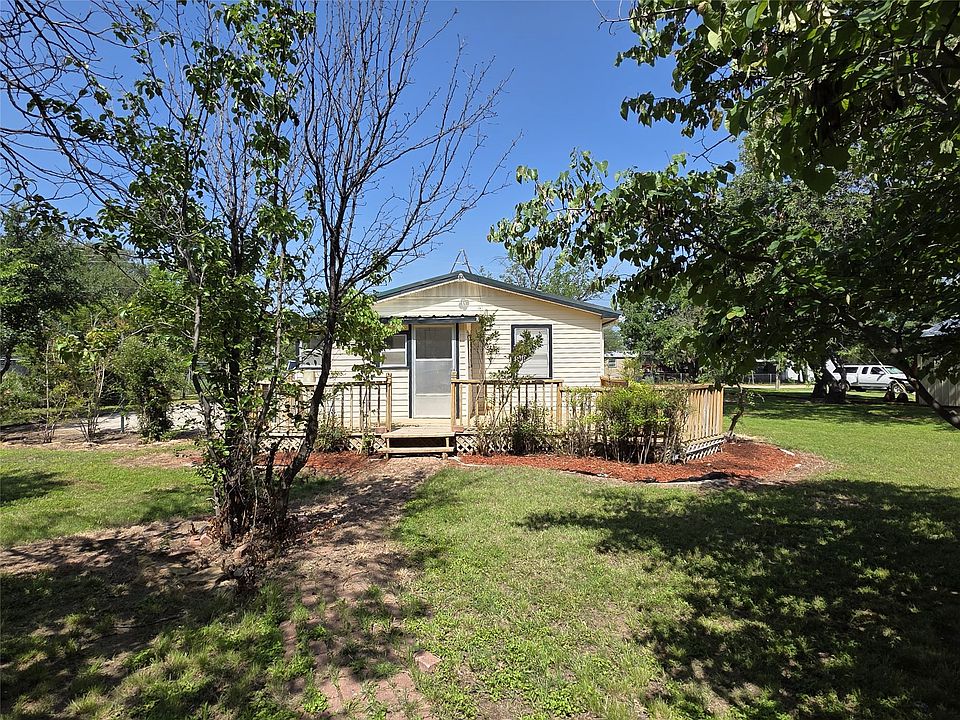 1st image of 8082 County Road 604