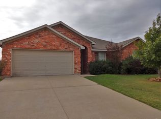 533 Barbara Jean Ln, Burleson, TX 76028