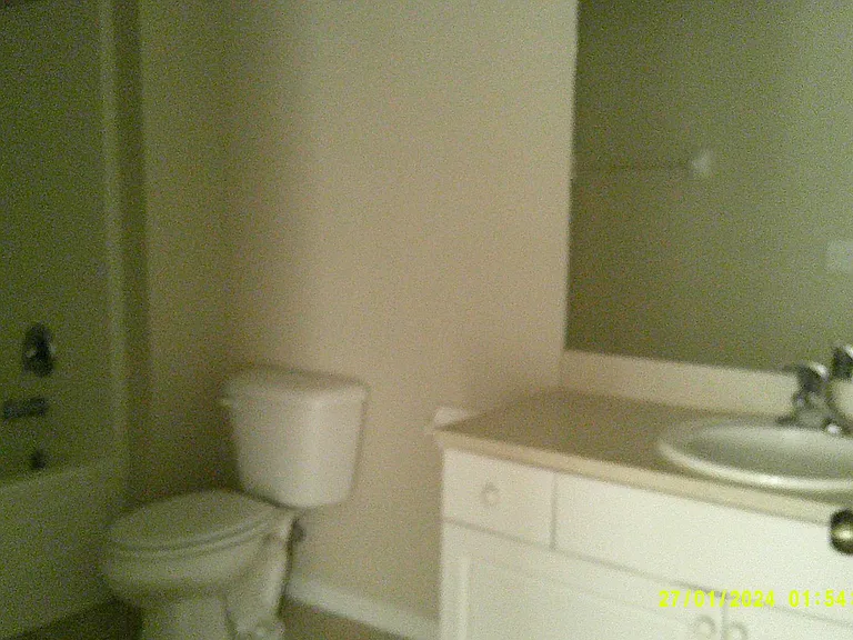 2718 SW 3rd Ln — Photo 12