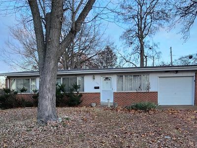 920 Preakness Ln, Florissant, MO, 63033