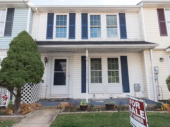 202 Lily Ct, Hagerstown, MD 21740