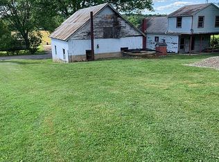 7828 Bluebell Rd, Cumberland, OH 43732