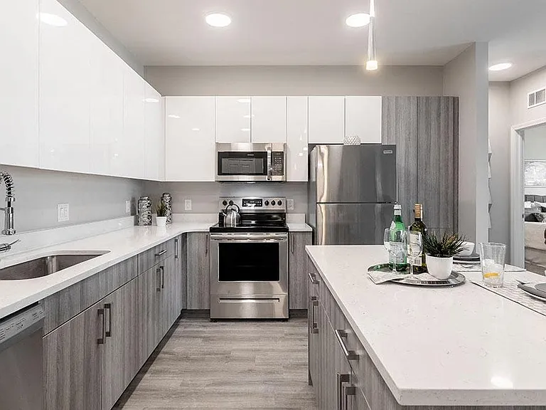 4 Corners Lakeside Apartments - White Lake, MI — Photo 18