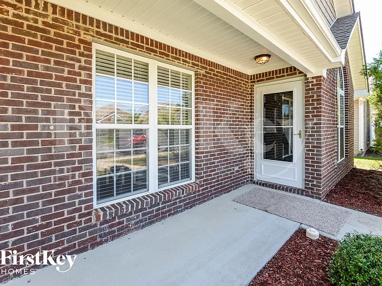 2218 Village Ln — Photo 14