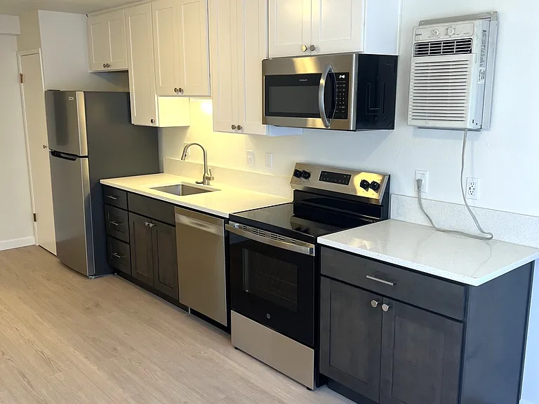 6910 SE Pardee St #B — Photo 8