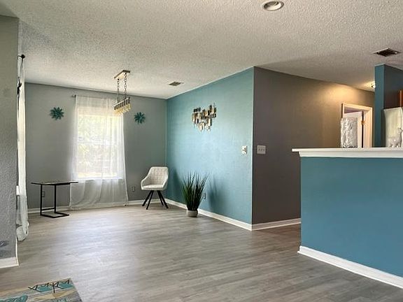 3rd image of 1005 Cabo Blanco Ave E