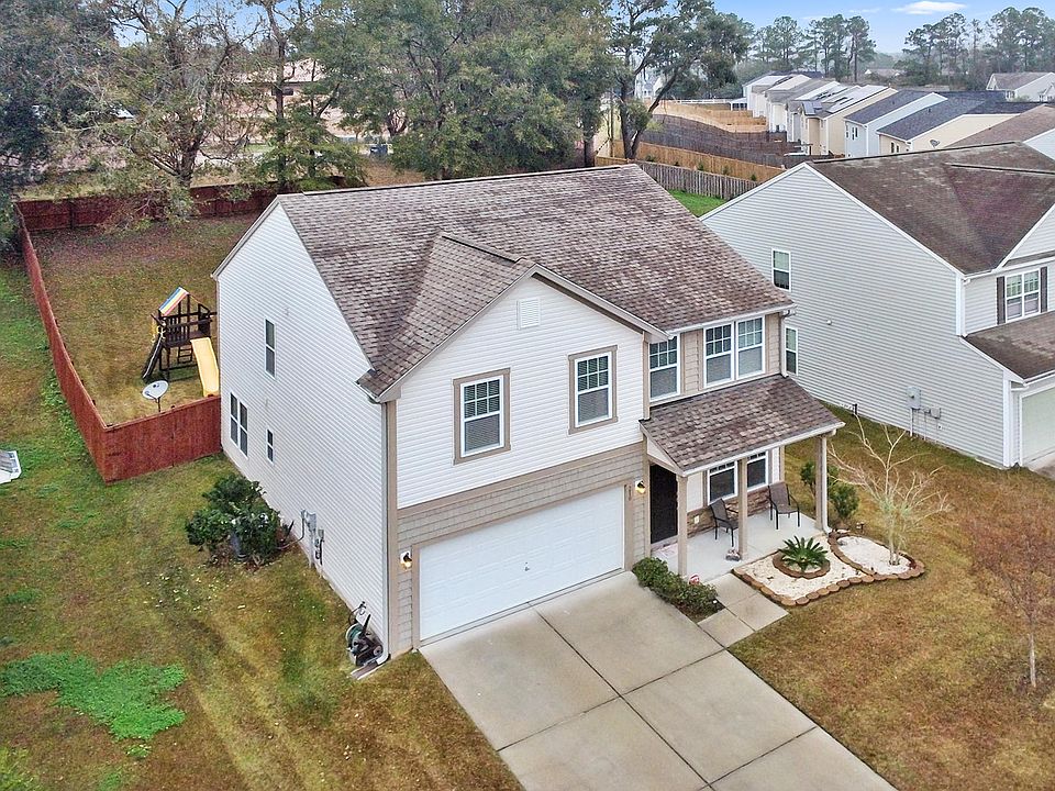 2nd image of 210 Medford Dr