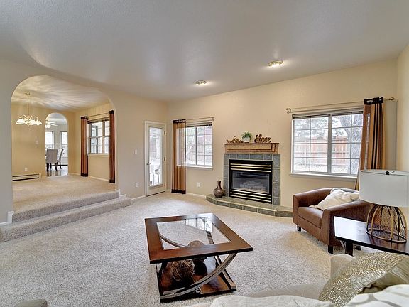 5th image of 2690 Amber Way
