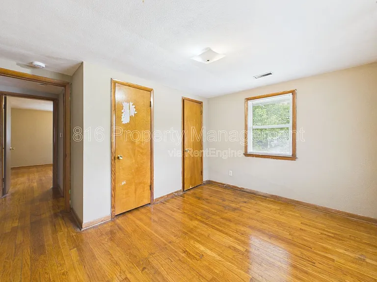 639 S Crysler Ave #D — Photo 10