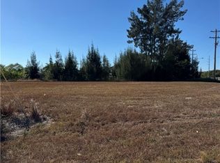 2346 NE 19th Pl, Cape Coral, FL 33909