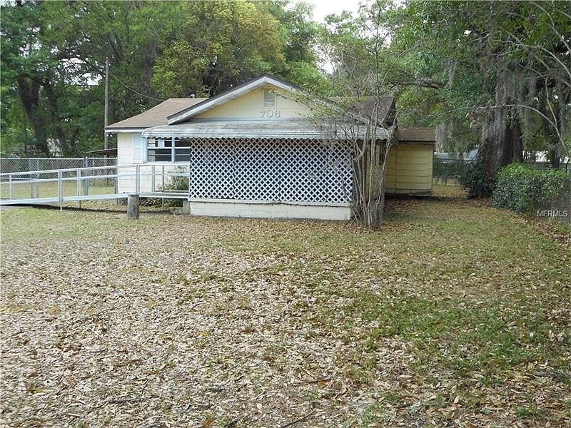 1st image of 706 N Palm Dr