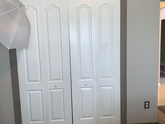 2nd image of 120 Crepe Myrtle Ct