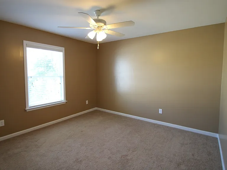 1112 Jasmine Dr — Photo 18