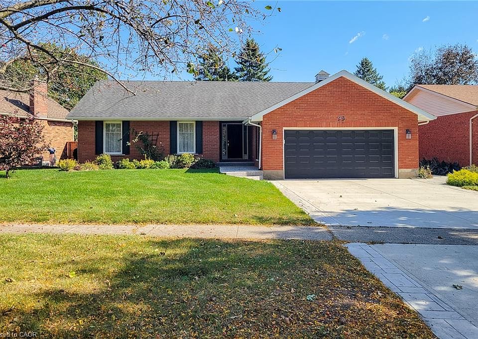 1st image of 33 Woodstream Blvd
