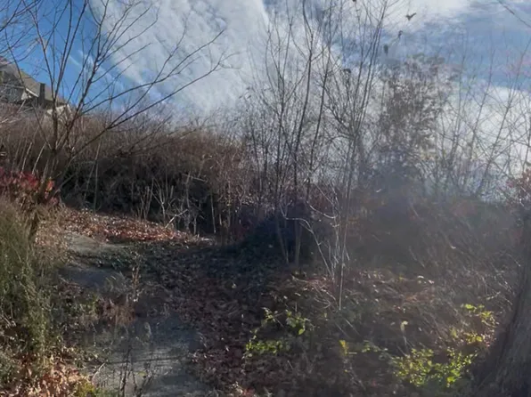 52 Circle Drive, Stratford, CT 06614