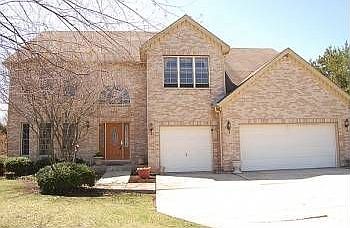 1st image of 624 Delasalle Ave