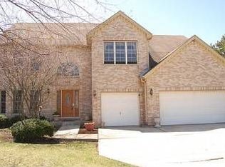 624 Delasalle Ave, Naperville, IL 60565