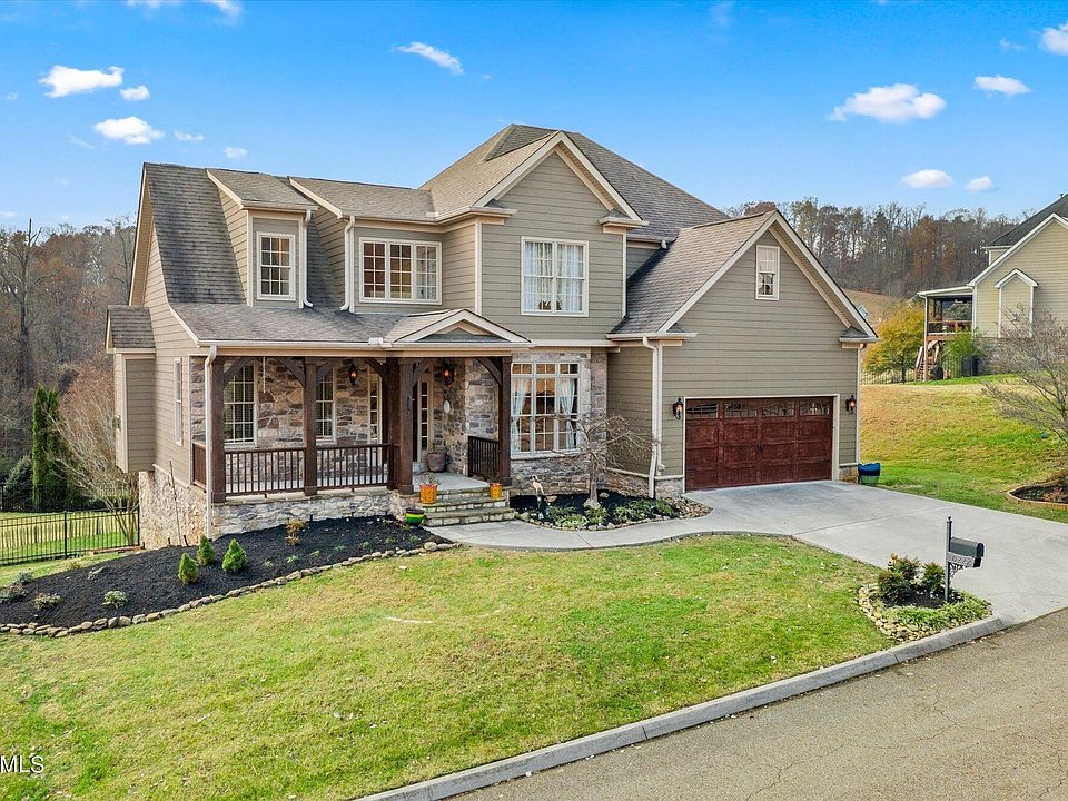 1st image of 10222 Autumn Valley Ln