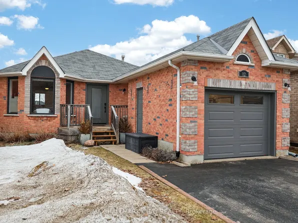 12 Dunnett Dr, Barrie, ON L4N 0H9