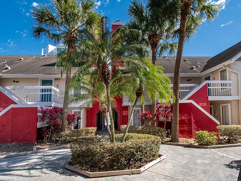 Fusion Orlando - Exterior