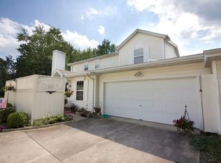 692 S Point Trl, Berea, OH 44017
