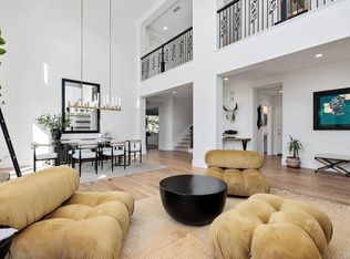 1010 Scarlet Way, Encinitas, CA 92024