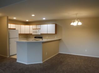2063 SW Canyon Dr #0, Redmond, OR 97756