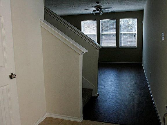5th image of 25270 Finchgrove Ln