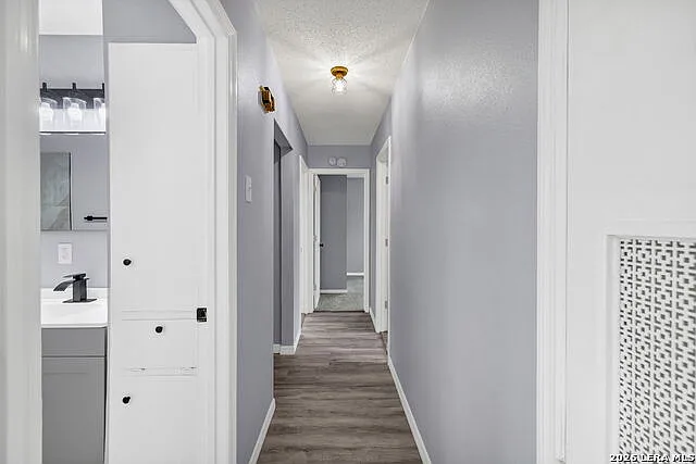 137 Stapleton St — Photo 16