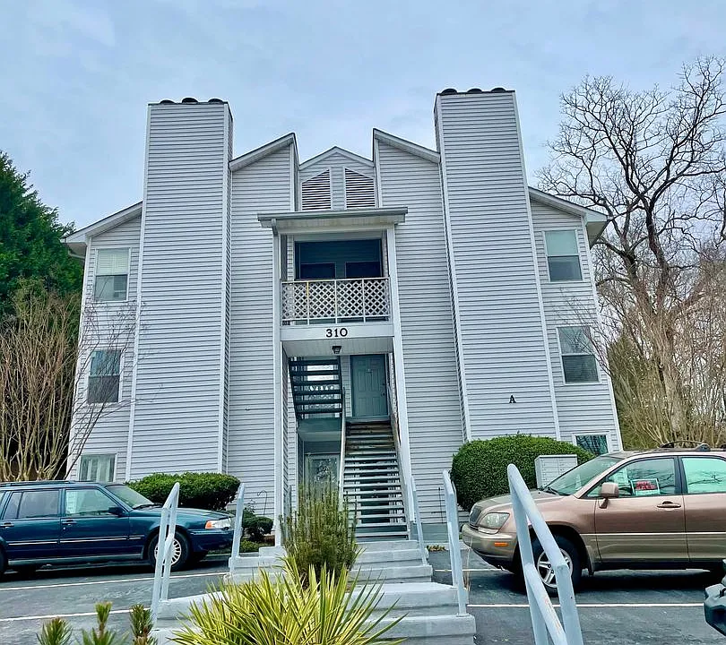 310 Forrest Ave