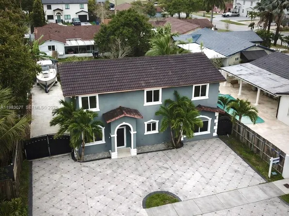 15302 SW 180th Ter, Miami, FL 33187