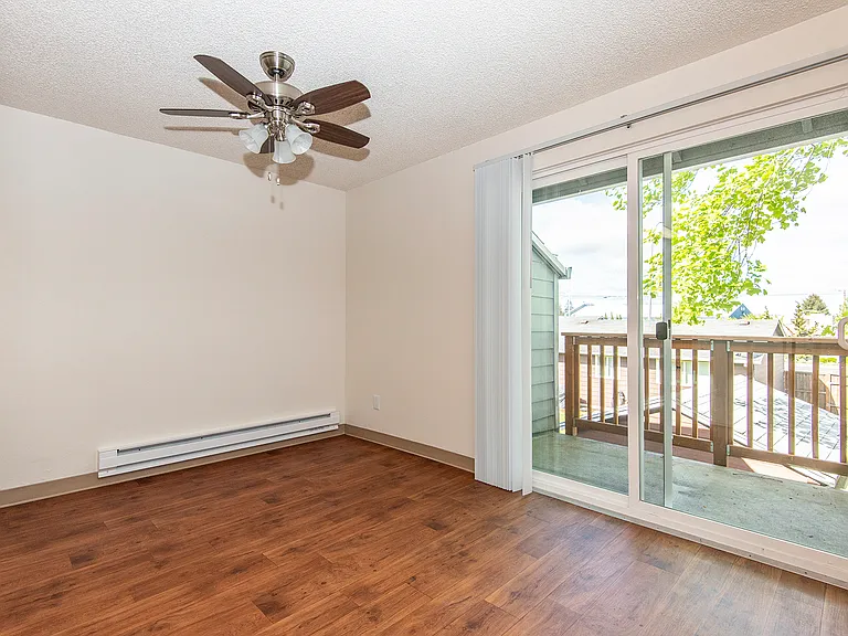 2400 Brookwood — Photo 36