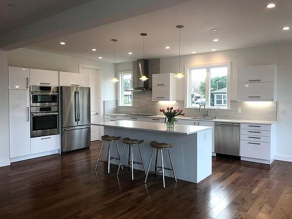 5th image of 15243 Charmeran Ave