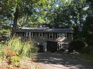 10 Durkee Ln, Westford, MA 01886