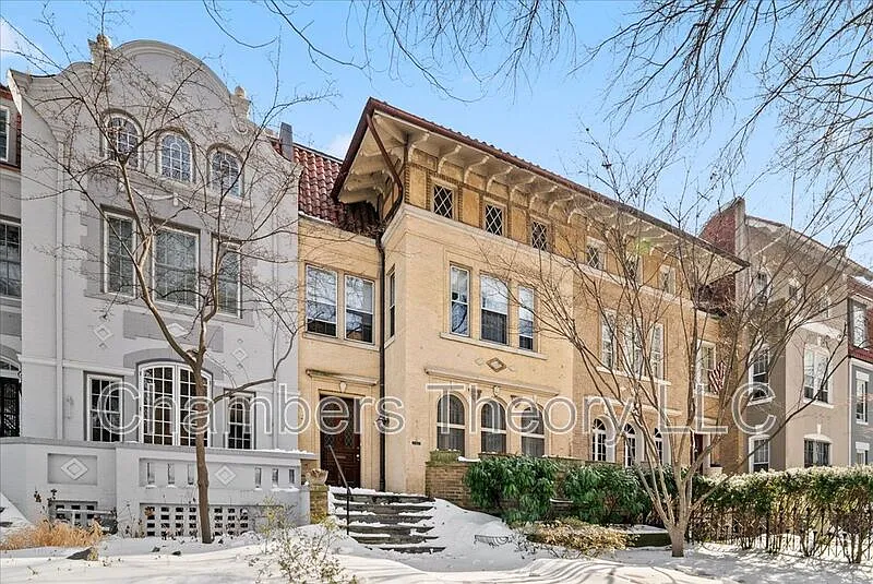 Building Photo - 2355 Ashmead Pl NW