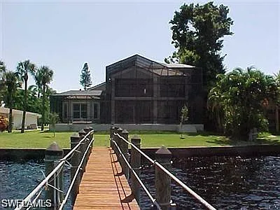 E Riverside Dr — Photo 39