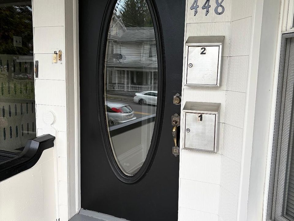 1st image of 448 E Broad St #1