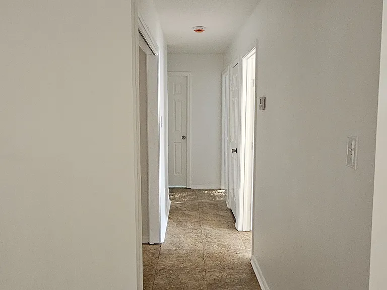 10125 Fournier Ave #B — Photo 9